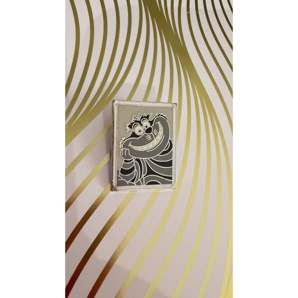 Disney Parks 2011 Black & White Snapshots: Cheshire Cat Limited Release Pin